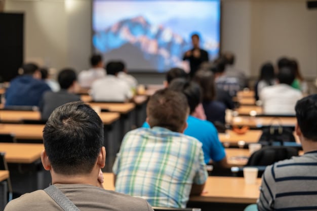 Fomentar el emprendimiento social.